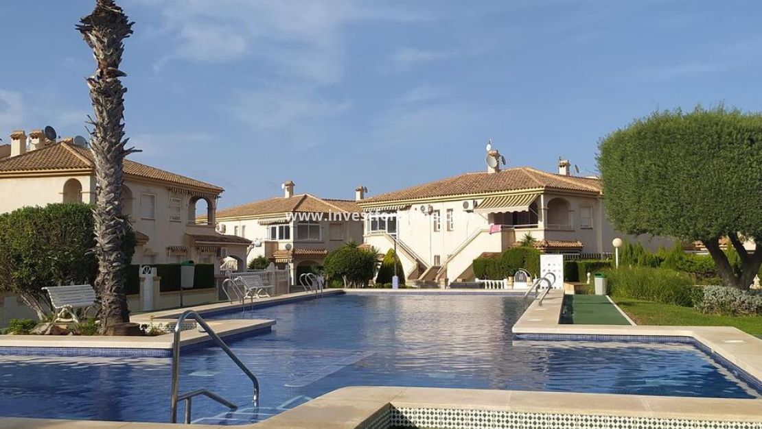 Sale - Apartment - Torrevieja - Torrelamata - La Mata