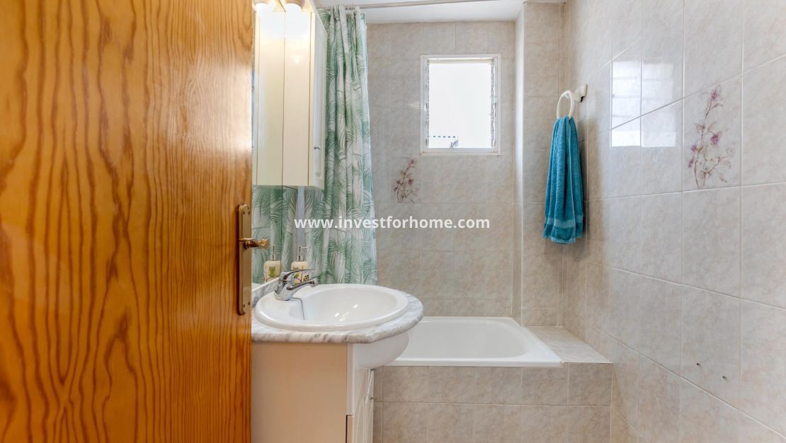 Sale - Apartment - Torrevieja - Torrelamata - La Mata