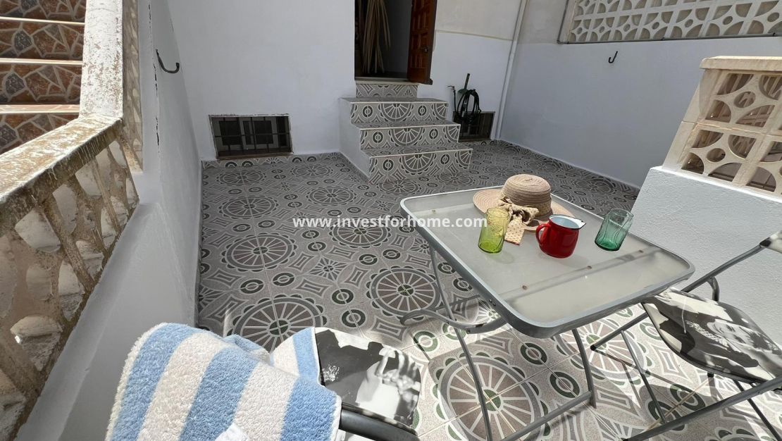 Sale - Apartment - Torrevieja - Torrelamata - La Mata