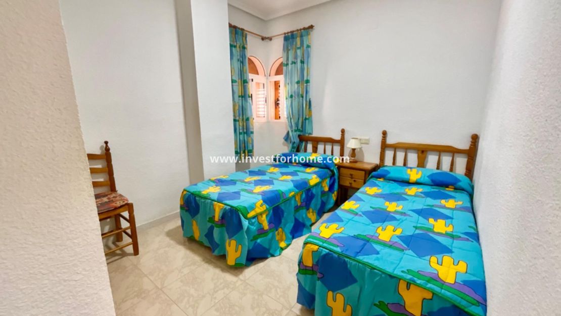 Sale - Apartment - Torrevieja - Torrelamata - La Mata