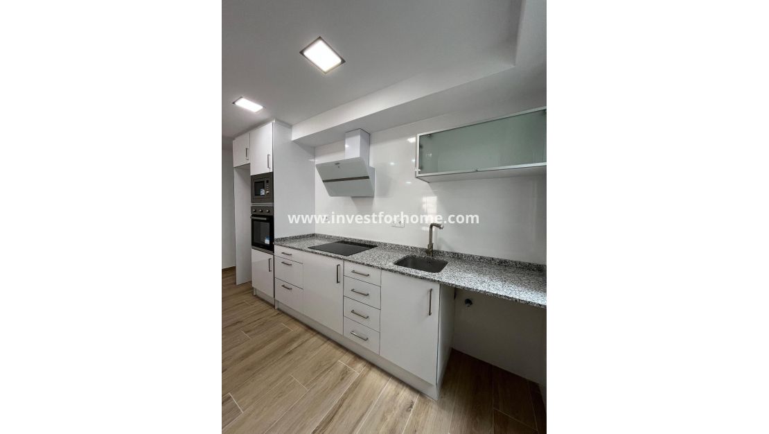 Sale - Apartment - Torrevieja - Torrelamata - La Mata