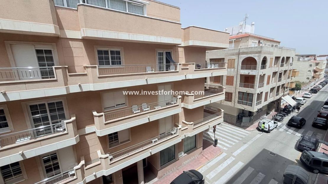Sale - Apartment - Torrevieja - Torrelamata - La Mata
