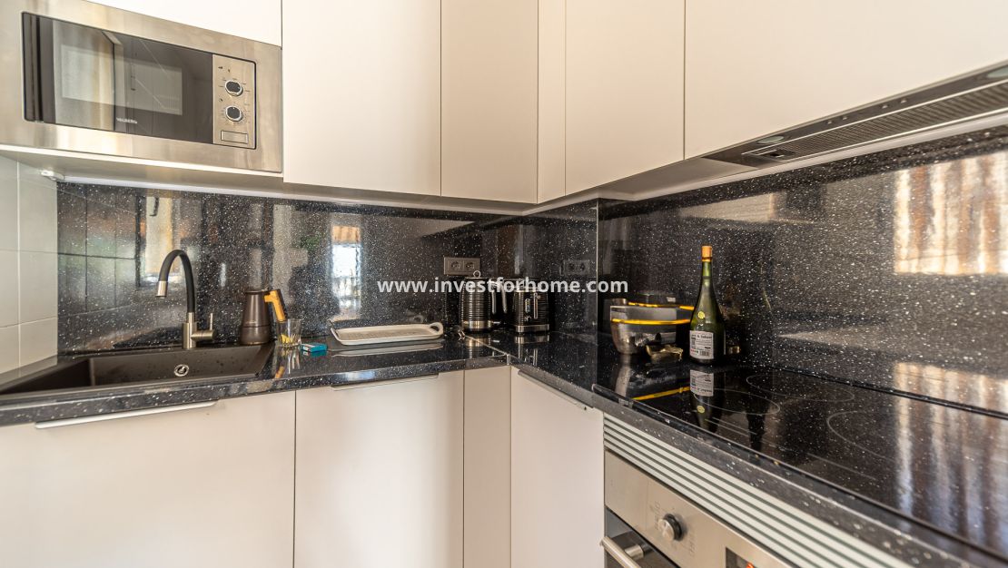 Sale - Apartment - Torrevieja - Torrelamata - La Mata