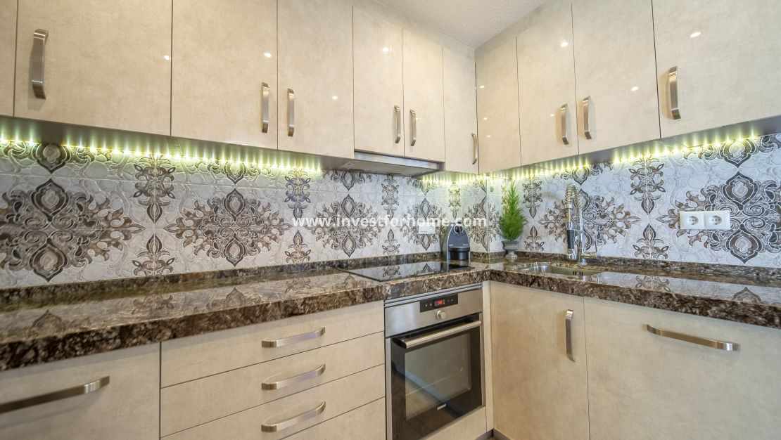 Sale - Apartment - Torrevieja - Torrelamata - La Mata