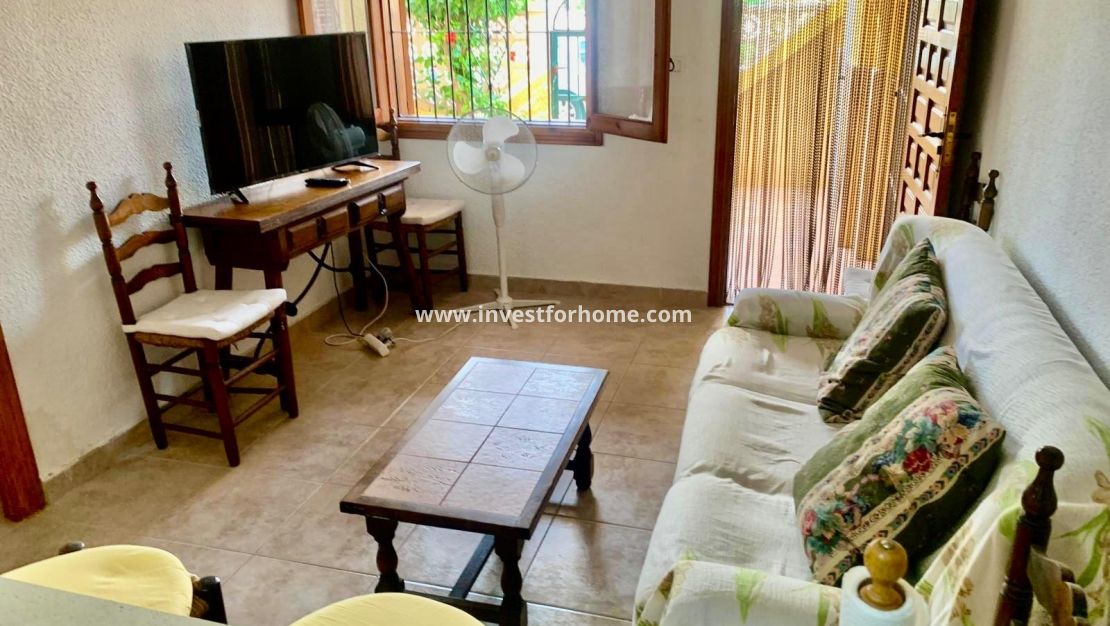 Sale - Apartment - Torrevieja - Torrelamata - La Mata