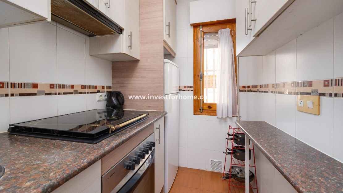 Sale - Apartment - Torrevieja - Torrelamata - La Mata