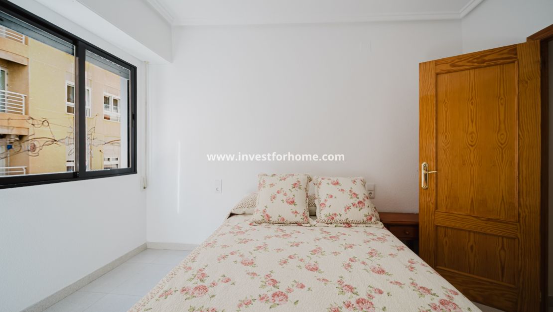 Sale - Apartment - Torrevieja - Torrelamata - La Mata