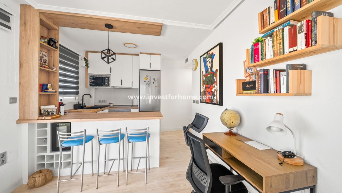 Sale - Apartment - Torrevieja - Torrelamata - La Mata