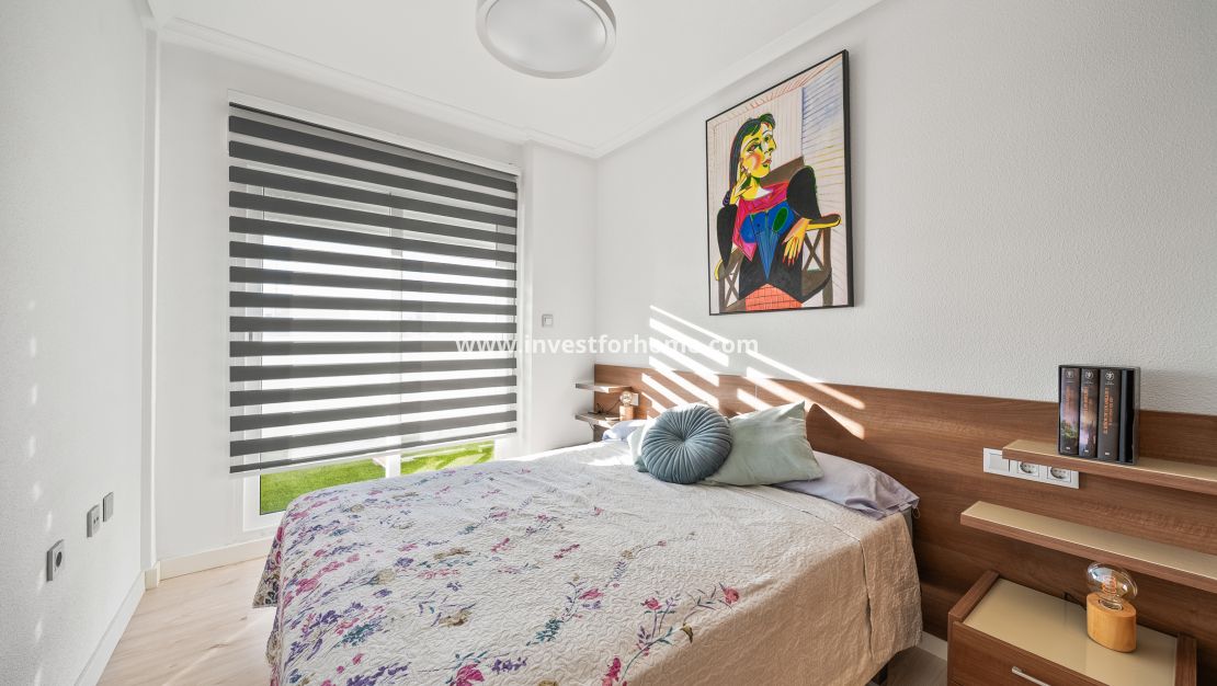 Sale - Apartment - Torrevieja - Torrelamata - La Mata