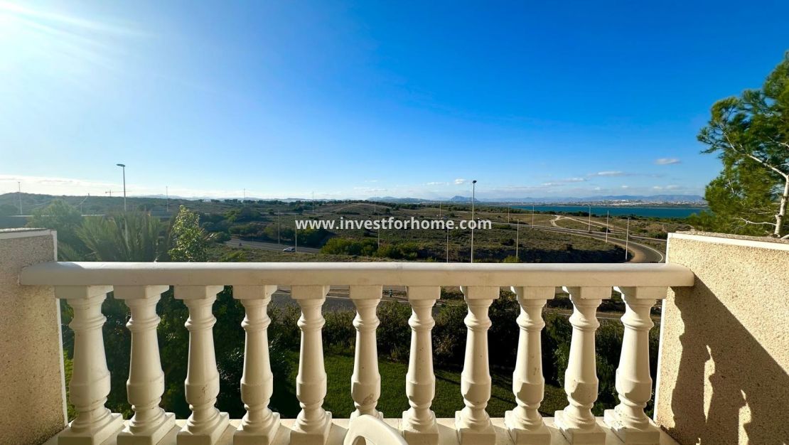 Sale - Apartment - Torrevieja - Torrelamata - La Mata
