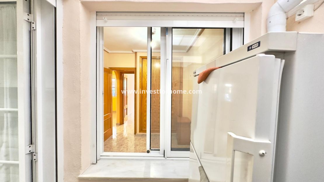 Sale - Apartment - Torrevieja - Torrelamata - La Mata