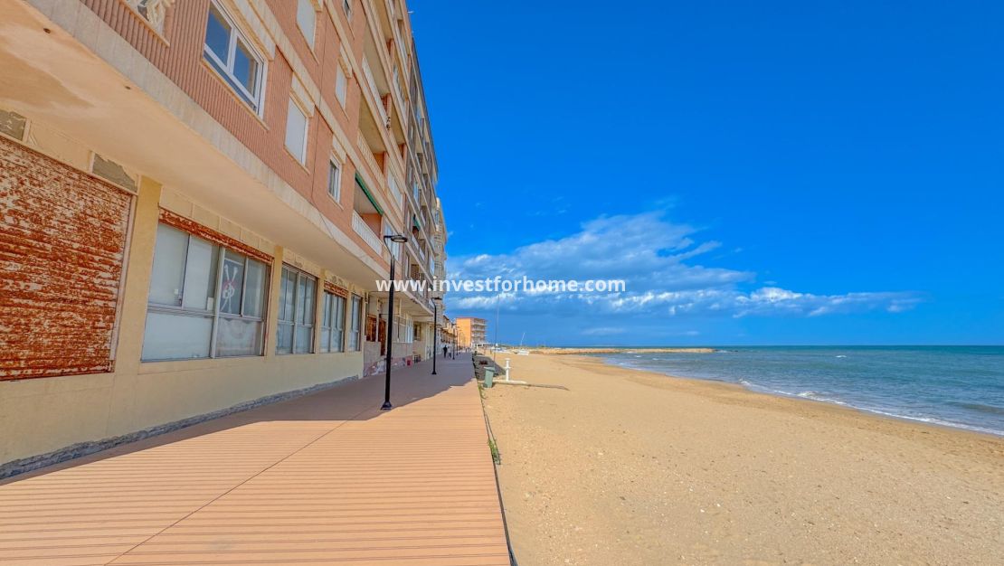Sale - Apartment - Torrevieja - Torrelamata - La Mata