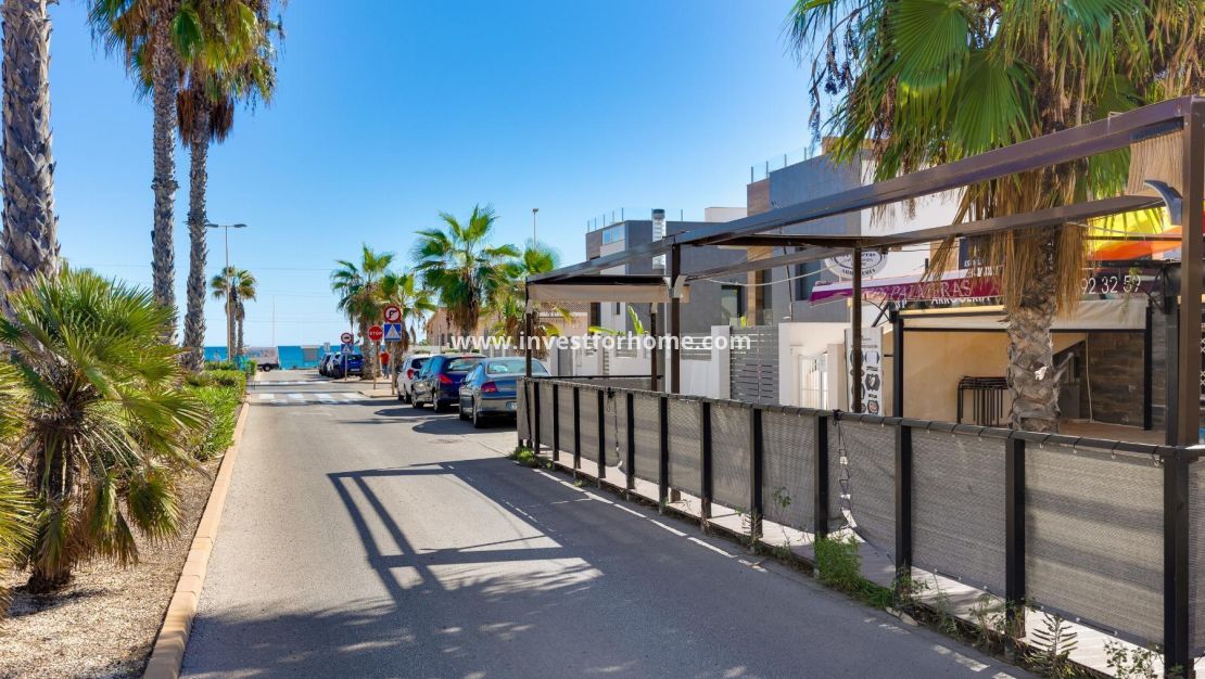 Sale - Apartment - Torrevieja - Torrelamata - La Mata