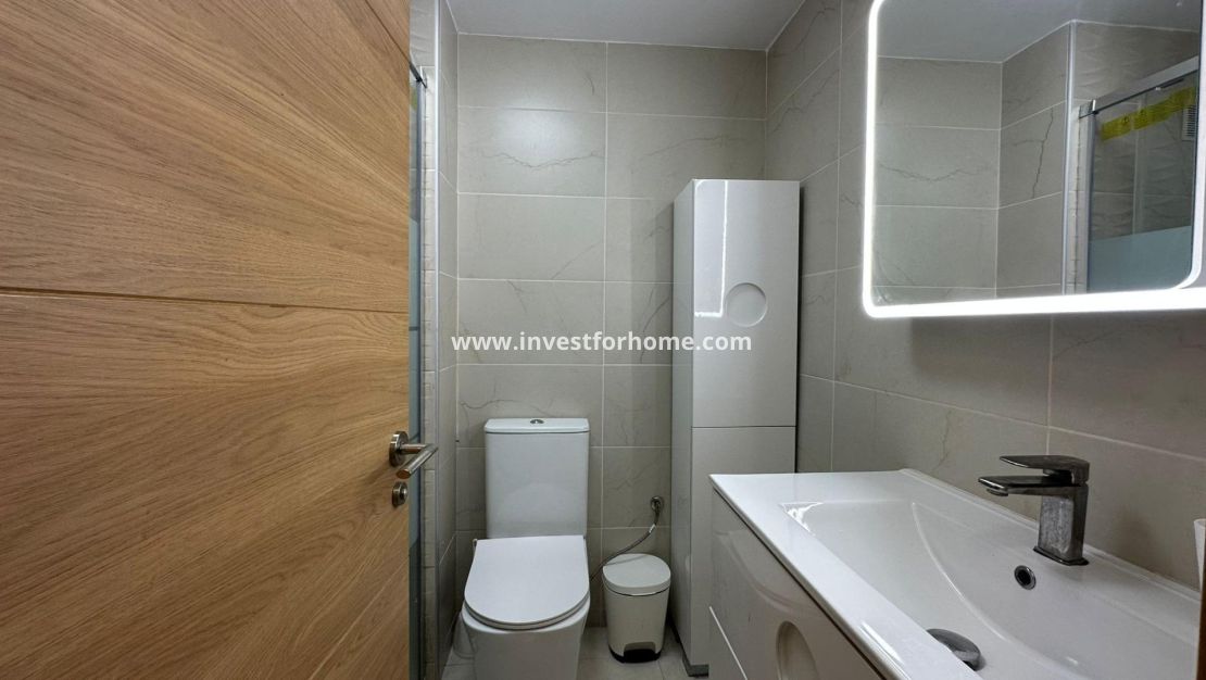 Sale - Apartment - Torrevieja - Torrelamata - La Mata