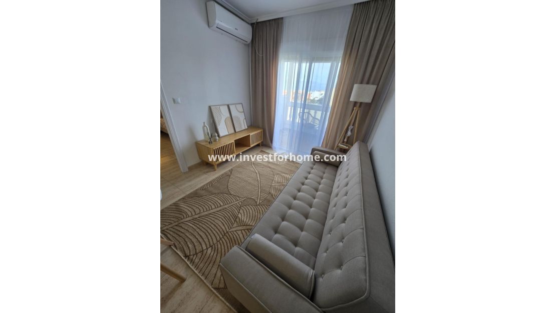 Sale - Apartment - Torrevieja - Torrelamata - La Mata