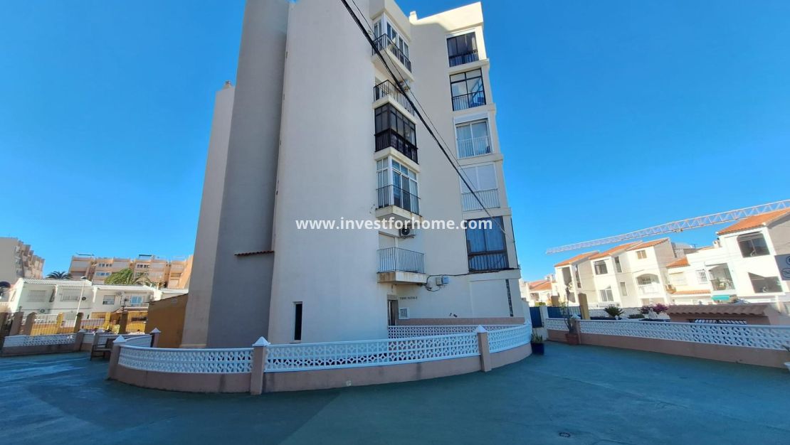 Sale - Apartment - Torrevieja - Torrelamata - La Mata