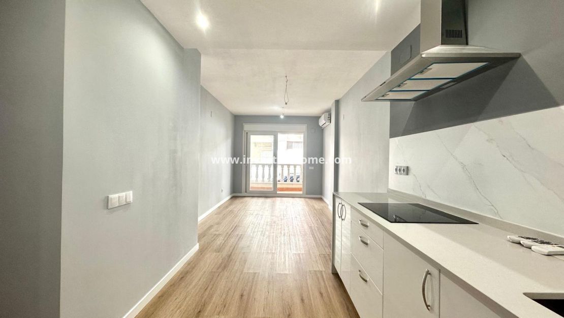 Sale - Apartment - Torrevieja - Torrelamata - La Mata