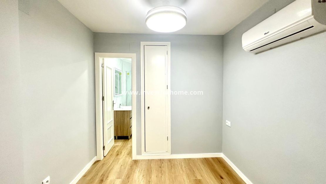 Sale - Apartment - Torrevieja - Torrelamata - La Mata