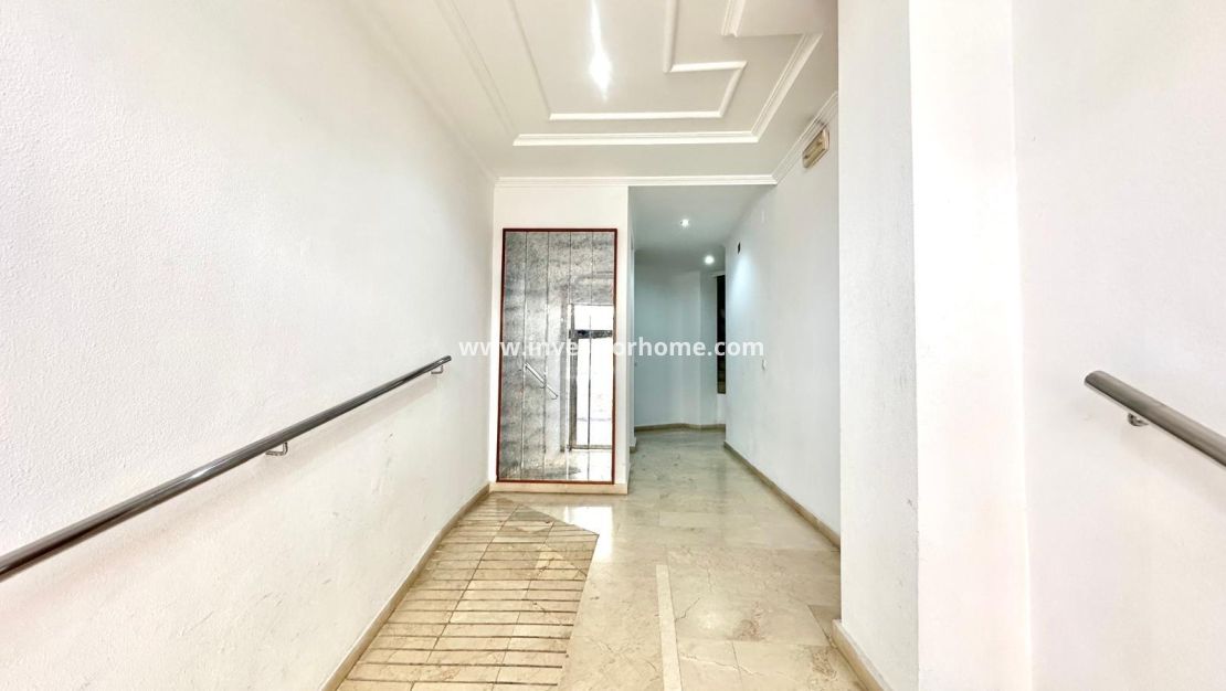 Sale - Apartment - Torrevieja - Torrelamata - La Mata