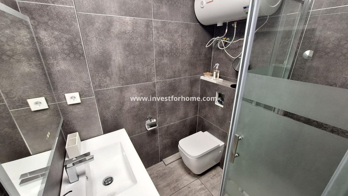Sale - Apartment - Torrevieja - Torreta Florida