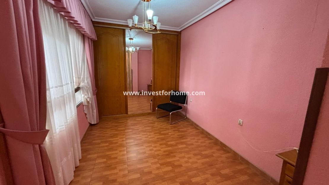 Sale - Apartment - Torrevieja - Zona Los Frutales