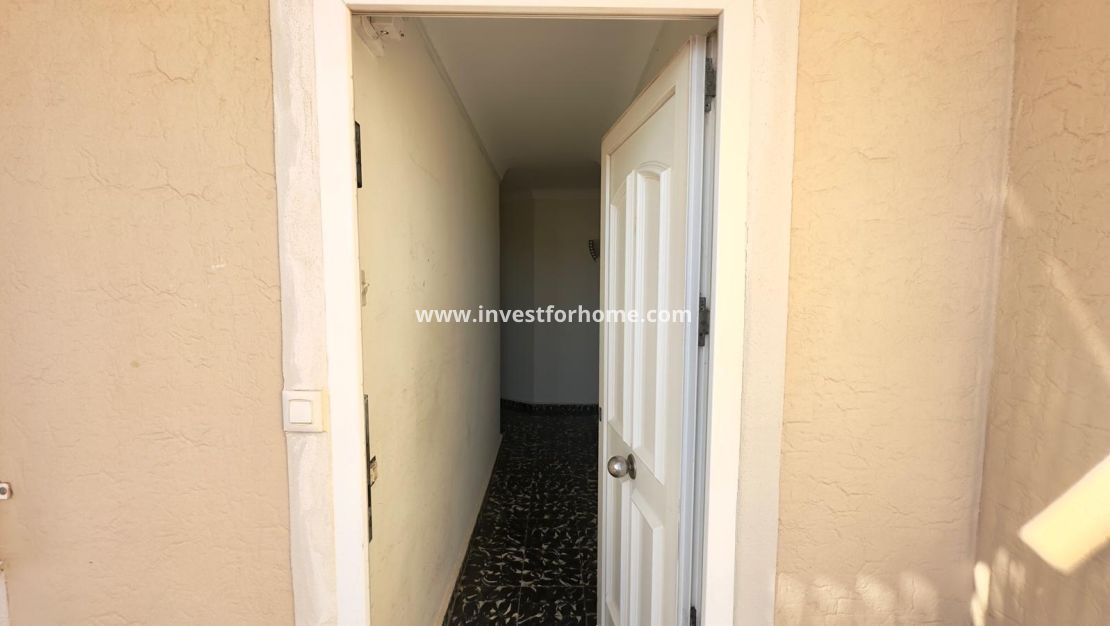 Sale - Apartment - Torrevieja - Zona Los Frutales