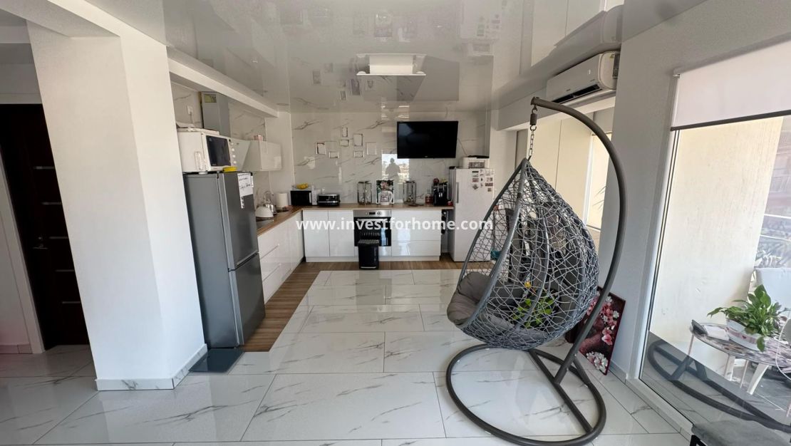 Sale - Apartment - Torrevieja - Zona Los Frutales