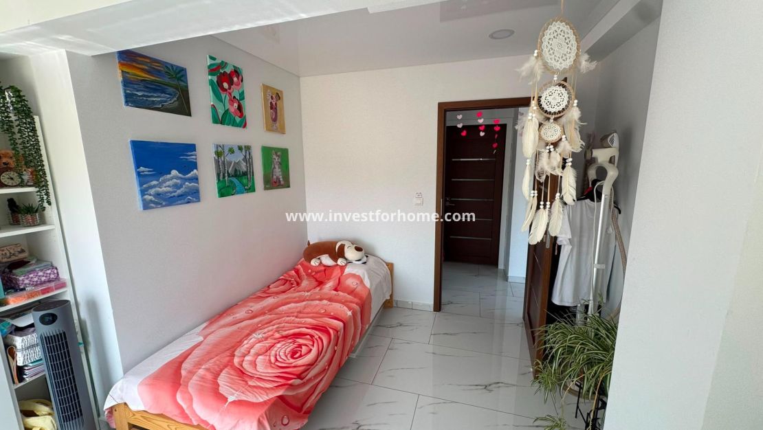 Sale - Apartment - Torrevieja - Zona Los Frutales