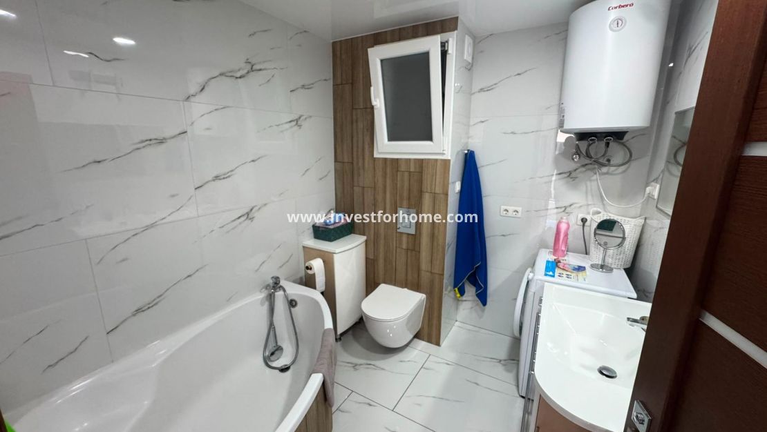 Sale - Apartment - Torrevieja - Zona Los Frutales