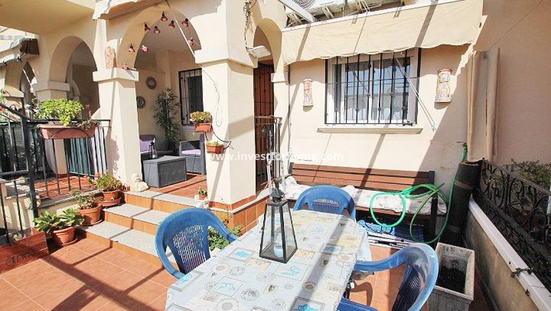 Sale - Bungalow - Guardamar del Segura - 03140