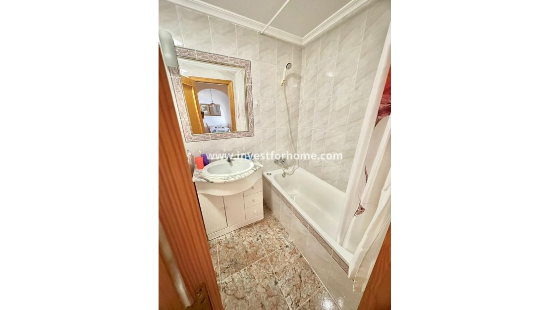 Sale - Bungalow - Guardamar del Segura - El Moncayo