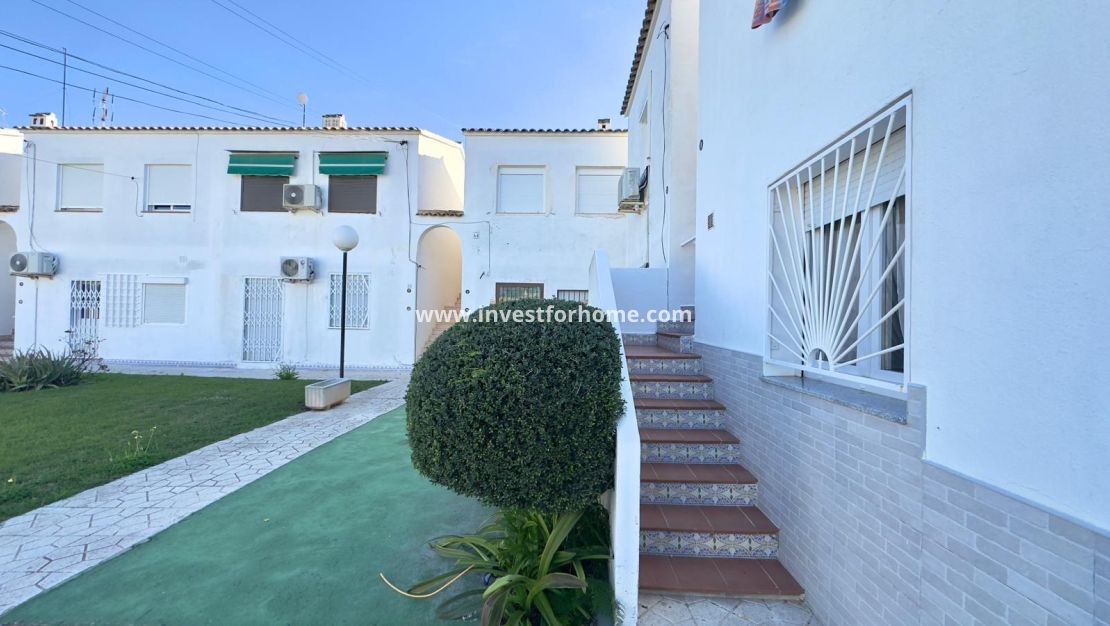 Sale - Bungalow - Orihuela Costa - Cabo Roig
