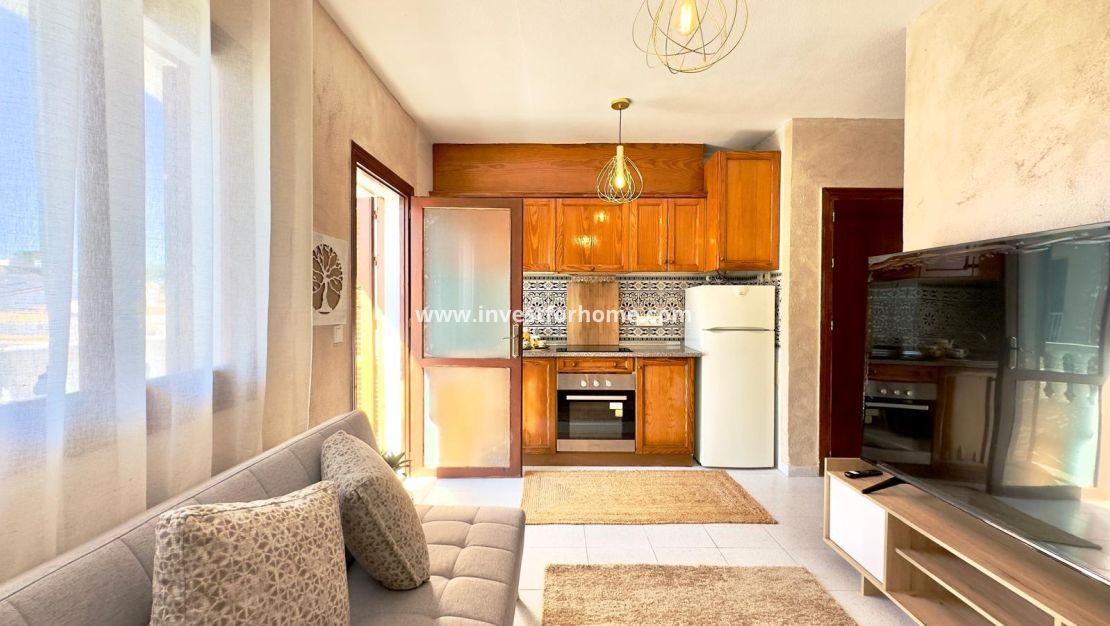 Sale - Bungalow - Orihuela Costa - Cabo Roig