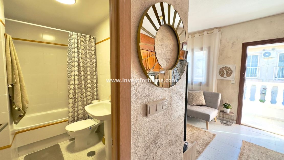 Sale - Bungalow - Orihuela Costa - Cabo Roig