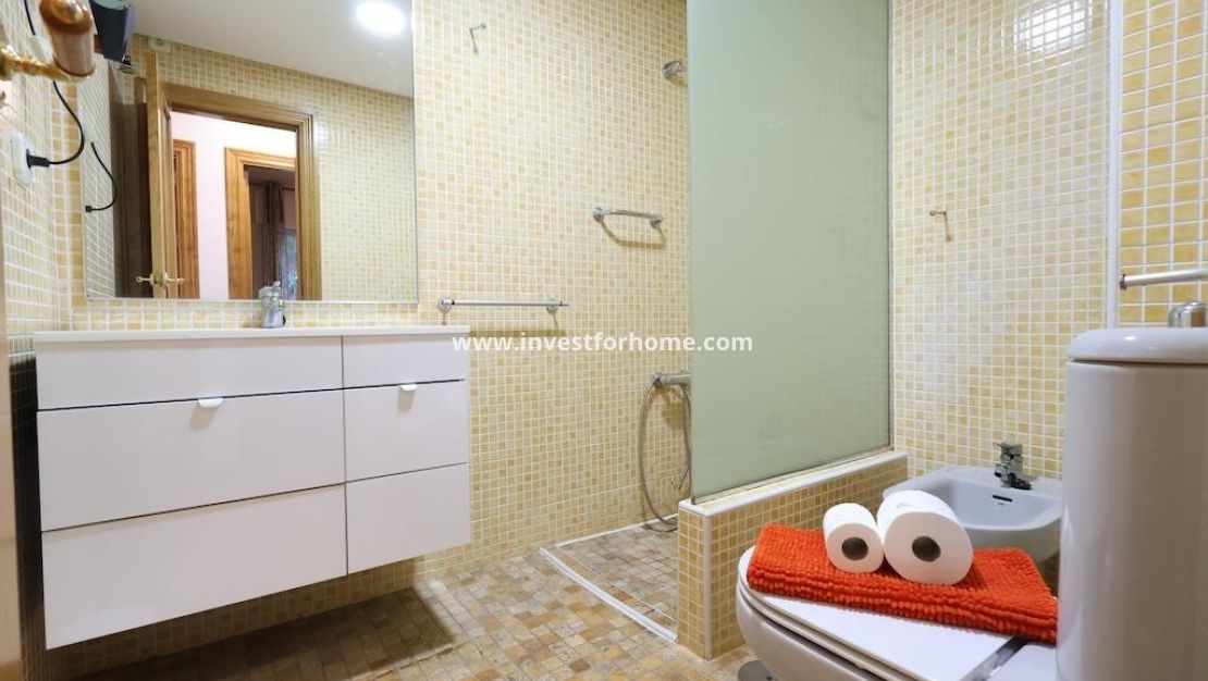 Sale - Bungalow - Orihuela Costa - Costa Blanca