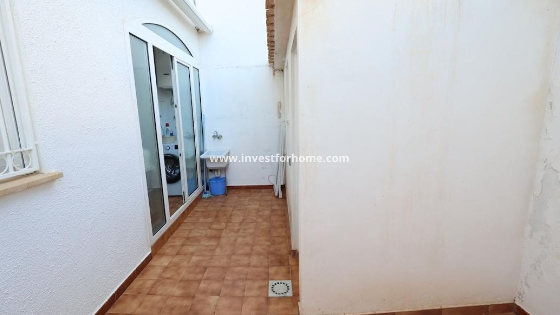 Sale - Bungalow - Orihuela Costa - Costa Blanca