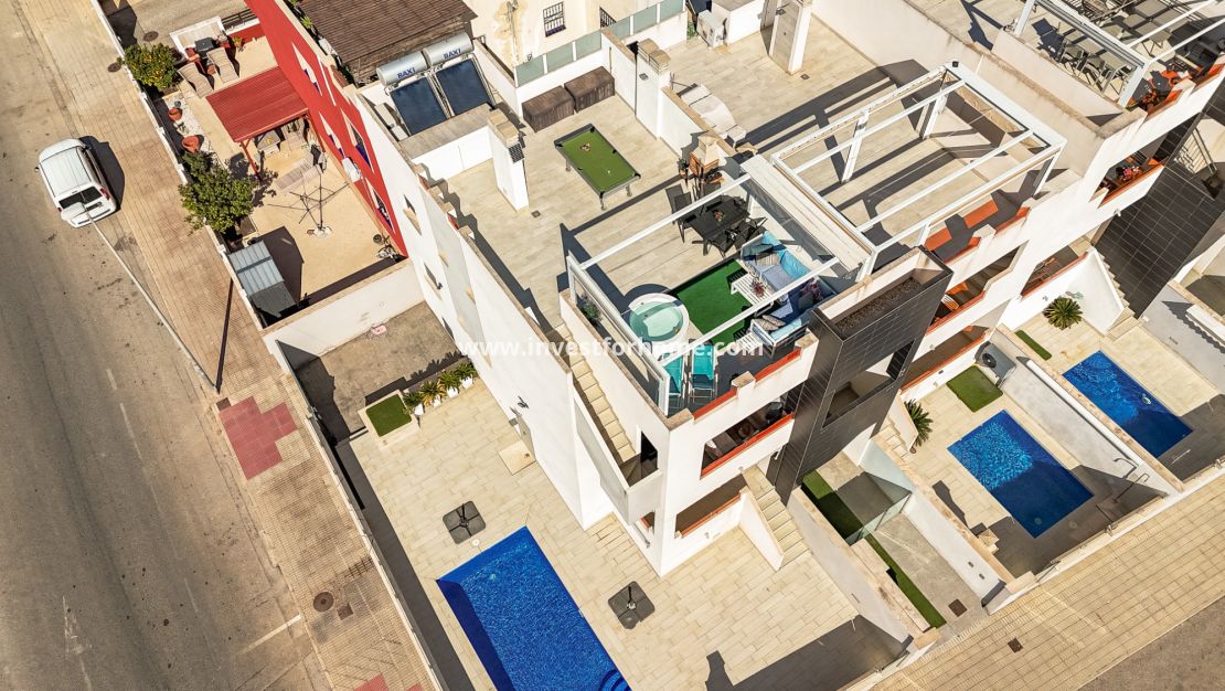 Sale - Bungalow - Orihuela Costa - Costa Blanca