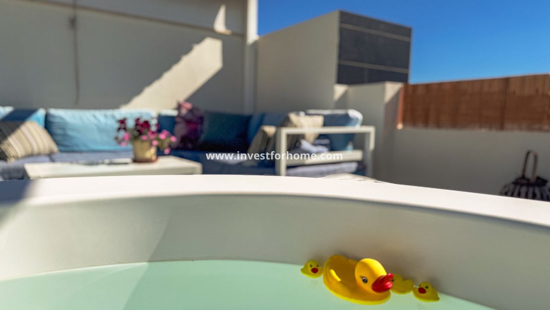 Sale - Bungalow - Orihuela Costa - Costa Blanca