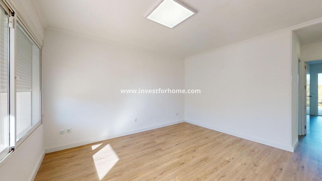 Sale - Bungalow - Orihuela Costa - Costa Blanca