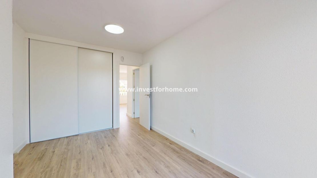Sale - Bungalow - Orihuela Costa - Costa Blanca