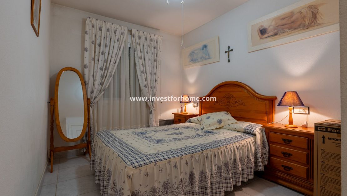 Sale - Bungalow - Orihuela Costa - Costa Blanca