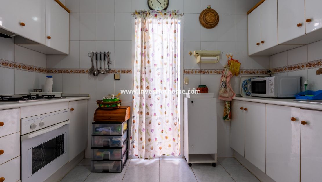 Sale - Bungalow - Orihuela Costa - Costa Blanca