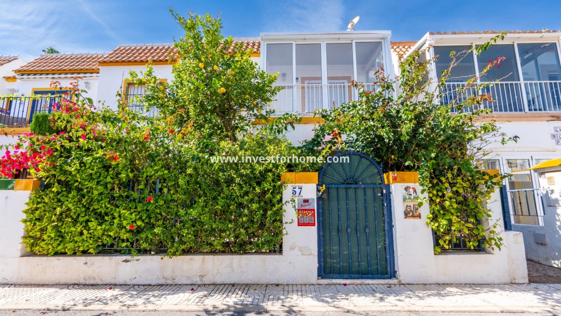 Sale - Bungalow - Orihuela Costa - Costa Blanca