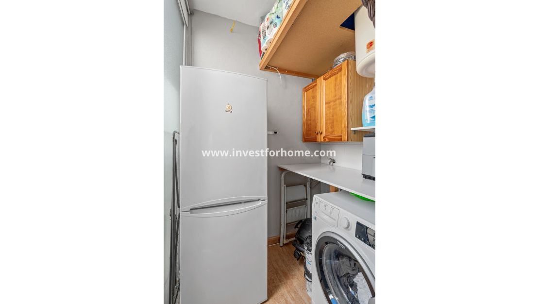 Sale - Bungalow - Orihuela Costa - Costa Blanca