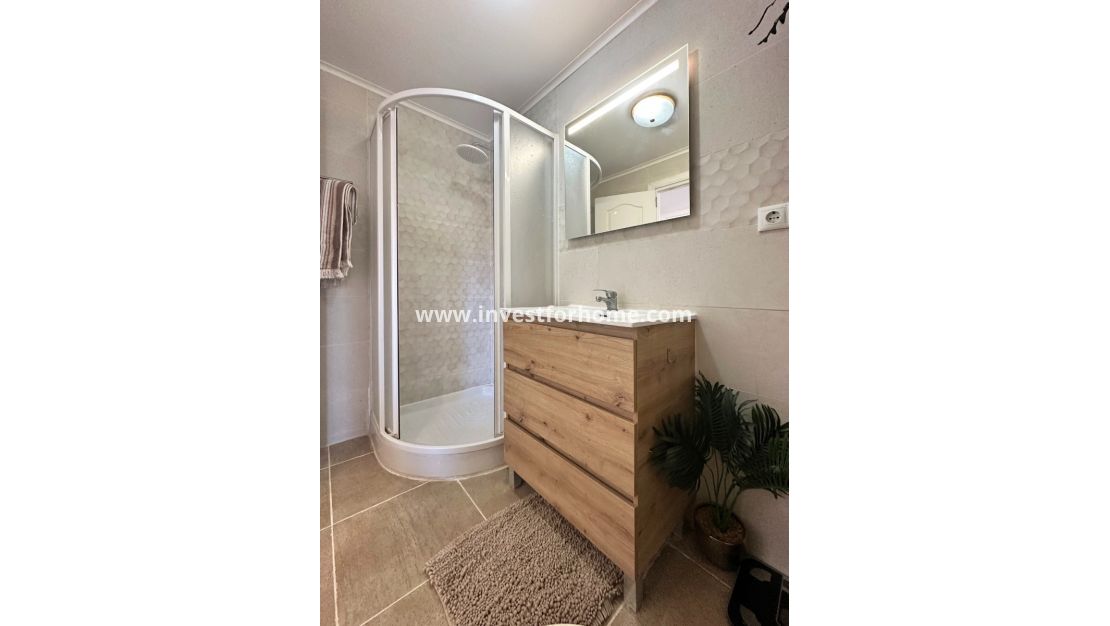Sale - Bungalow - Orihuela Costa - Costa Blanca