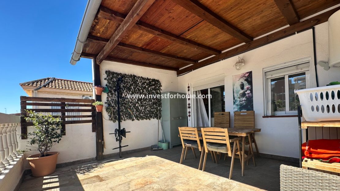 Sale - Bungalow - Orihuela Costa - Costa Blanca