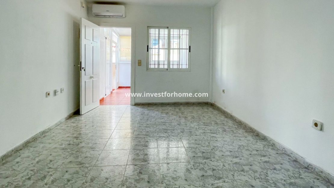 Sale - Bungalow - Orihuela Costa - Costa Blanca