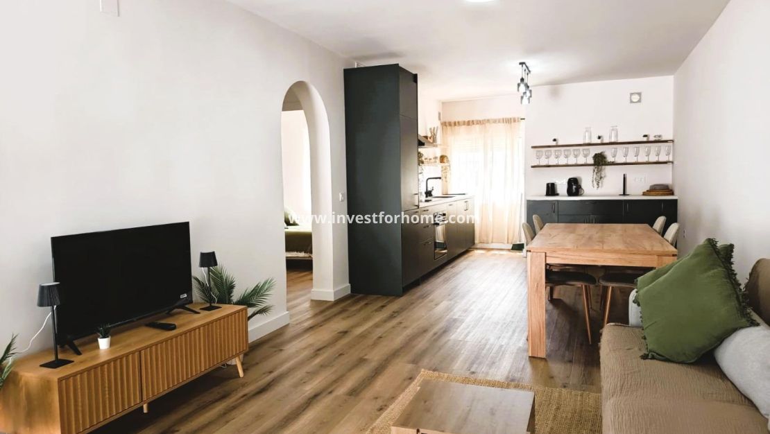 Sale - Bungalow - Orihuela Costa - Costa Blanca