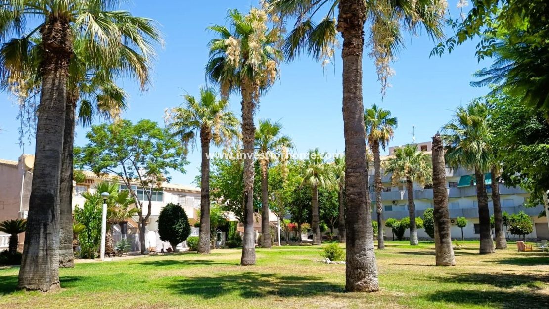 Sale - Bungalow - Orihuela Costa - Costa Blanca