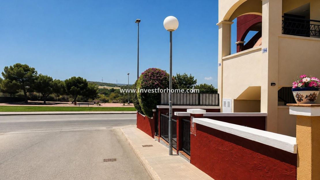 Sale - Bungalow - Orihuela Costa - Costa Blanca
